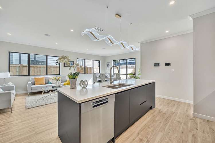 15 Crossgar Road Flat Bush_7