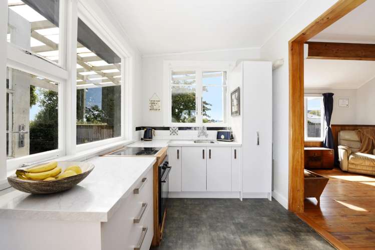 88 Lightband Road Brightwater_1