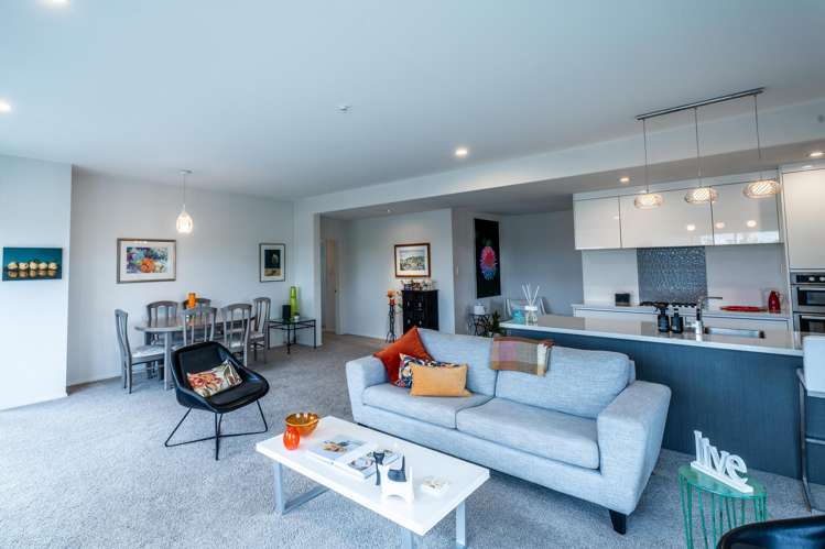 1 Heathfield Drive_4