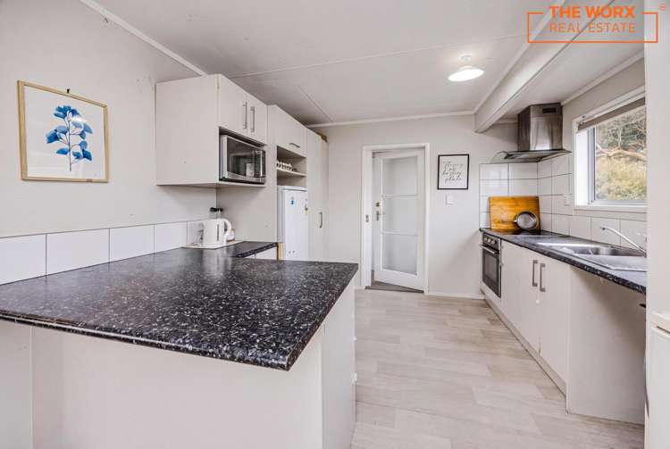 16 Frobisher Way Clendon Park_5