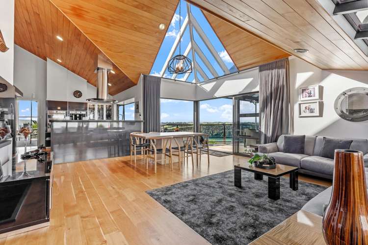 5 Kotare Place Sandspit_17