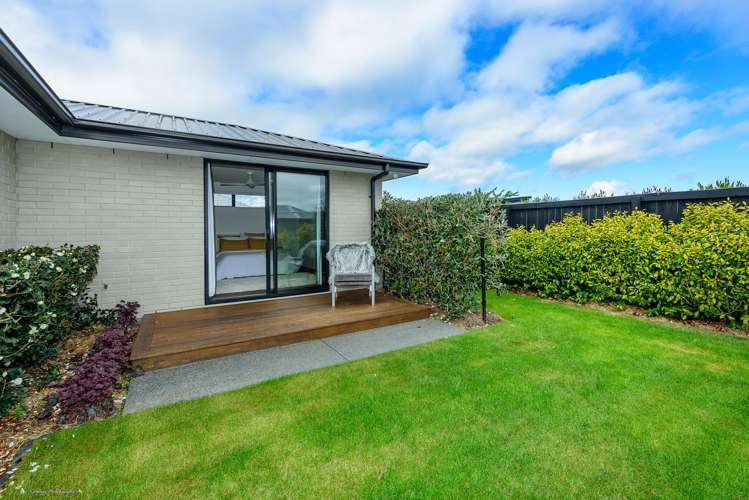 34 Halpin Drive Lincoln_18