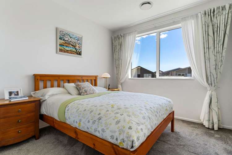 5 Korowhiti Road Clarks Beach_11