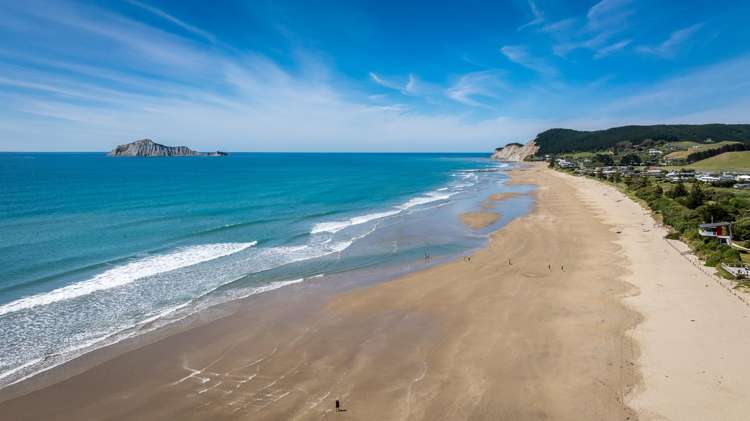 33 and 35 Airini Road Waimarama_39