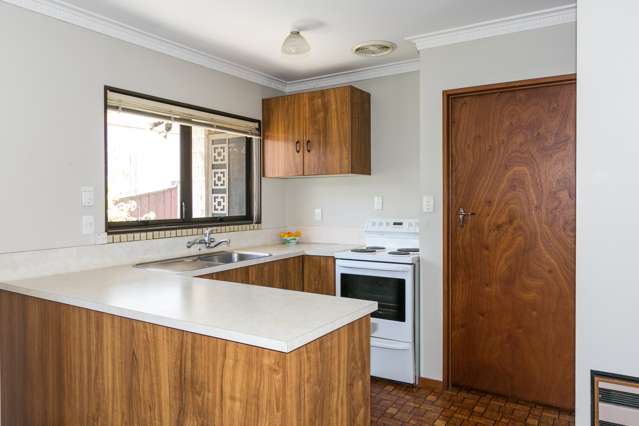 2/31 Shakespeare Road Bluff Hill_2