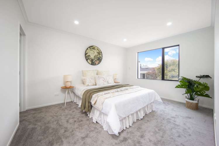 70D Golf Road New Lynn_11