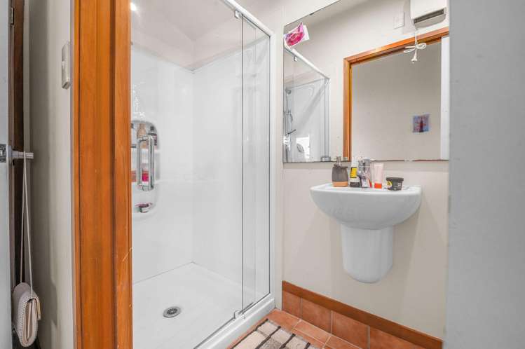 112B Lake Road Frankton_15