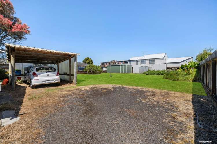 110 Edinburgh Street Pukekohe_6