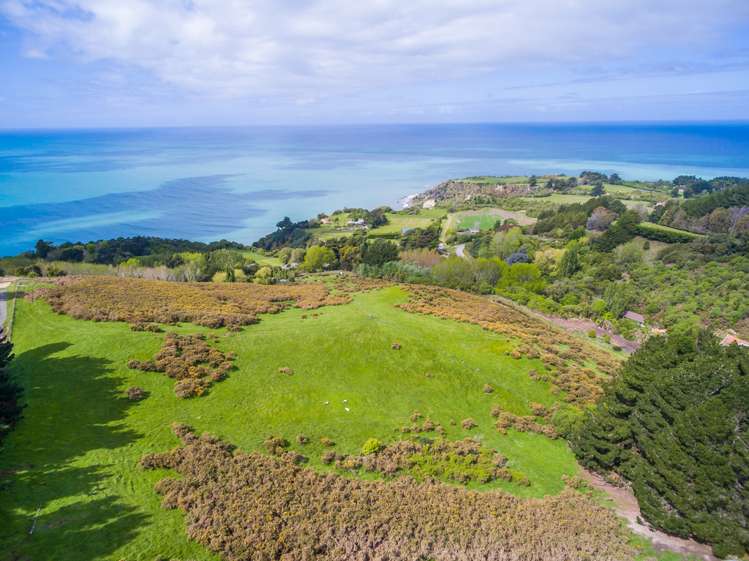 332 Cathedral Road Domett_7