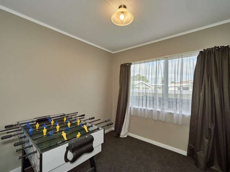 40 Raglan Avenue Cloverlea_11