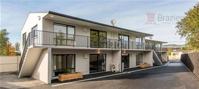 Fabulous Unit in Great Location!