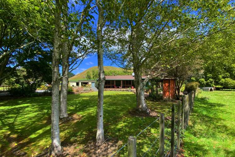 2580 Pourerere Road Central Hawkes Bay Coastal_16