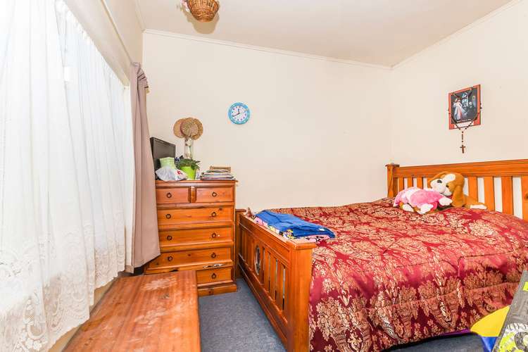 97 Apu Crescent Lyall Bay_5