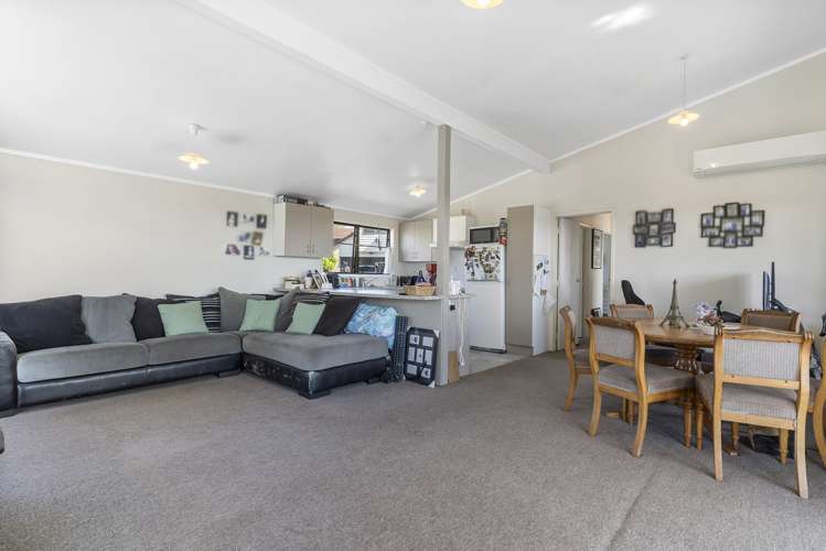 13 Sentosa Place Clover Park_17