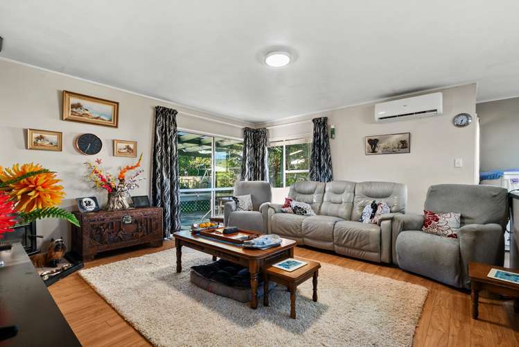 2/114 Clevedon Road Papakura_2