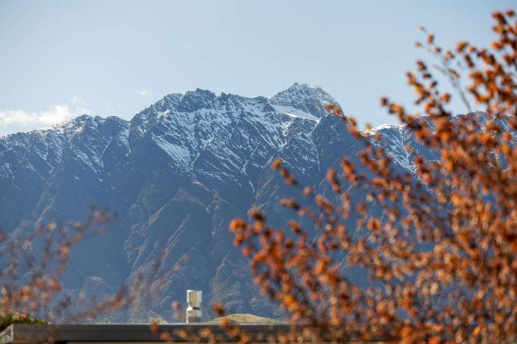 6 Whitbourn Place Queenstown_30