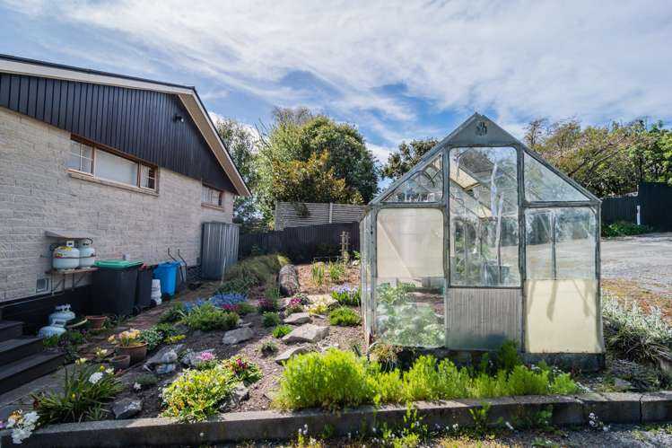 14a Maltby Avenue West End_22