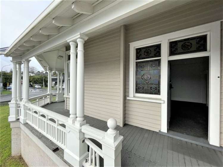 Entire Property/389 Dominion Road Mount Eden_1