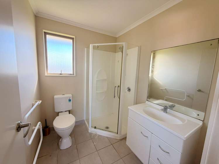 866A East Coast Road Browns Bay_12