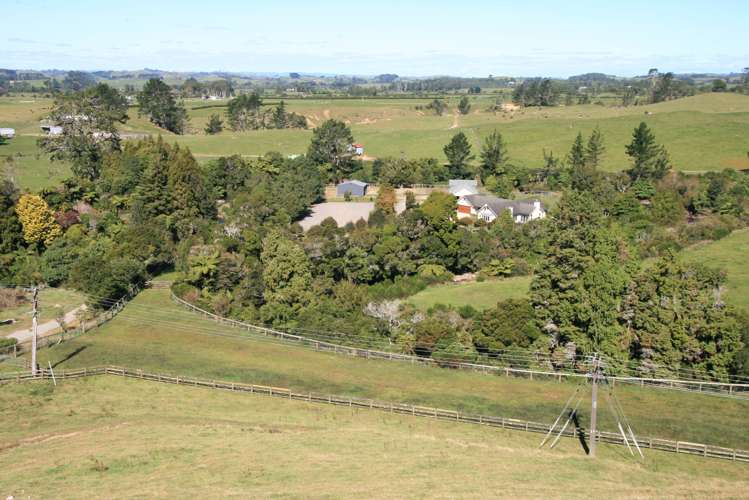 196 Tarata Road Inglewood_6