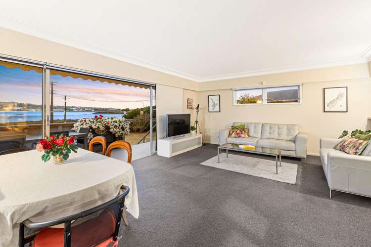 2 House Avenue Mangere Bridge_12