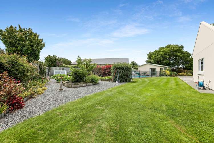 1 Farm Road Allenton_33