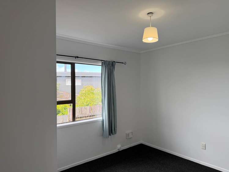 1-28 Widmore Drive Royal Heights_13