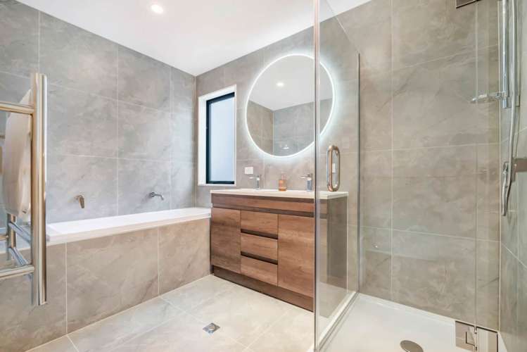 23 Flat Bush School Road Flat Bush_6