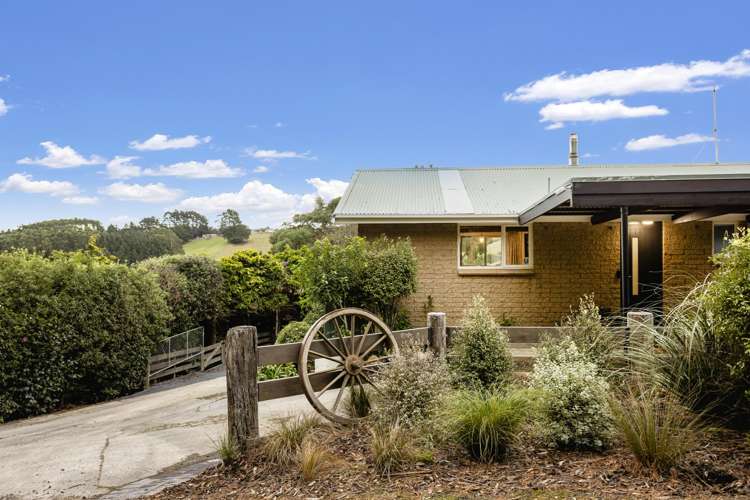 44 and 58 Hilton Road Highcliff_28