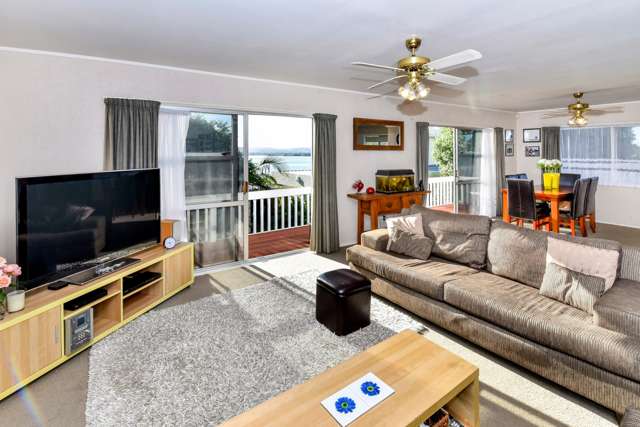 6 Moor Park Wattle Downs_3