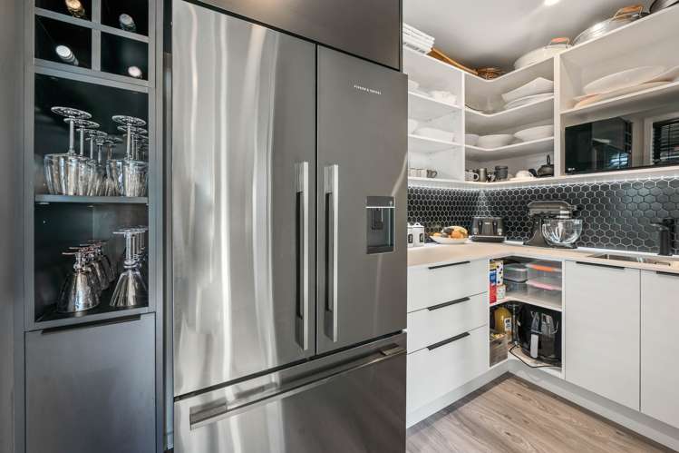 21 Coprosma Crescent Waipahihi_8