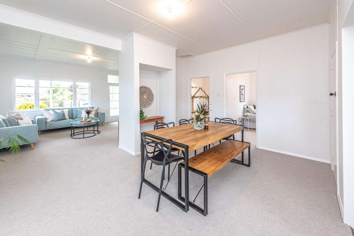 WHANGANUI EAST - 3 BEDROOMS 5