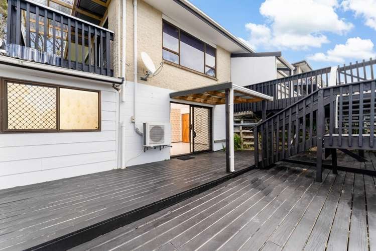 2/39 Sunset Road Totara Vale_21