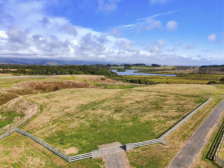 Lot 10 Whio Grove Hokio Beach_9