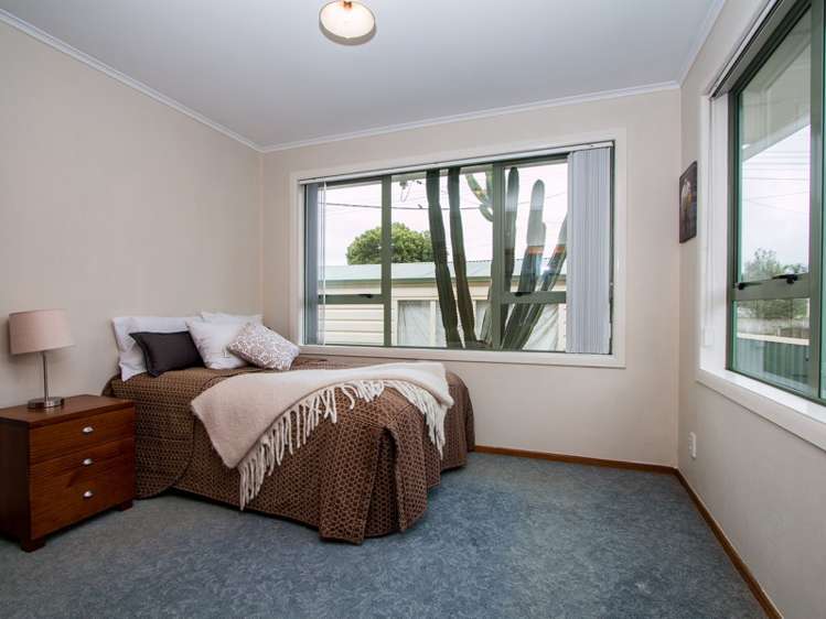 17 Stokes Avenue Te Atatu Peninsula_7