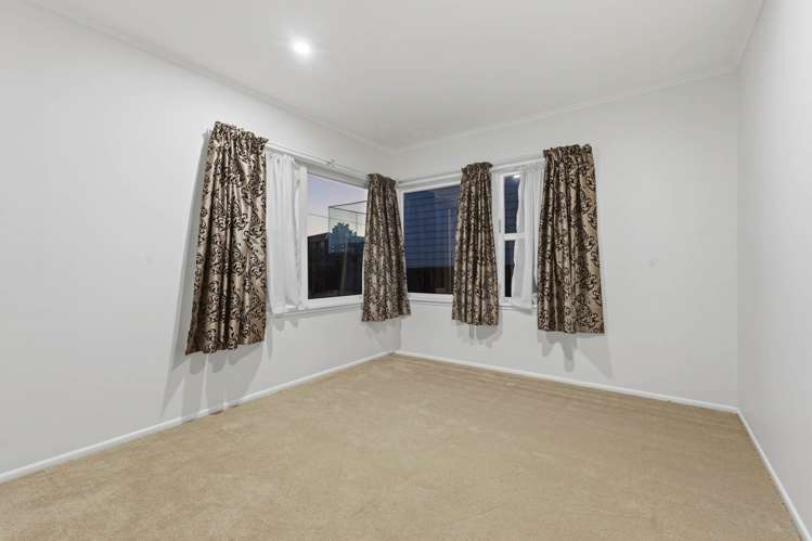 53 Helvetia Road Pukekohe_13