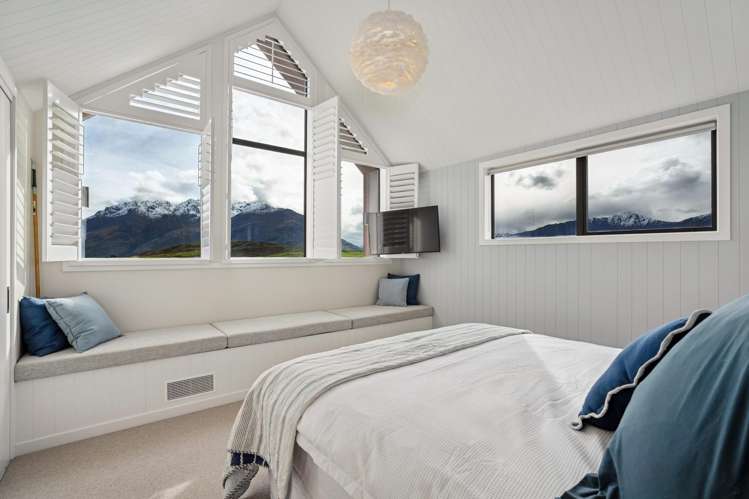 4 McKellar Drive Jacks Point_18