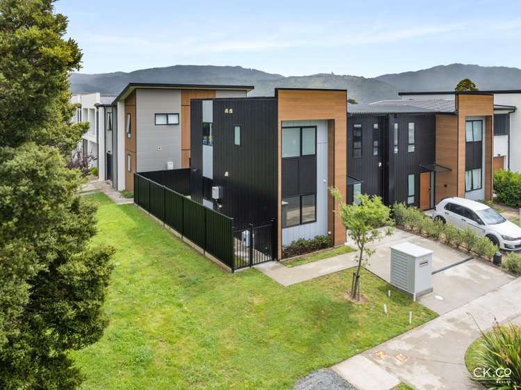 8 Aston Crescent Wallaceville_22