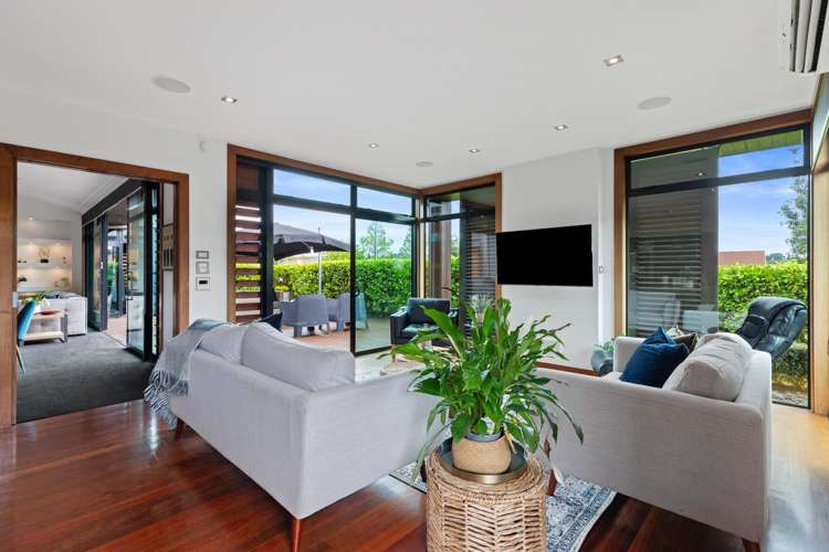 2 Caldera Close Pyes Pa_23