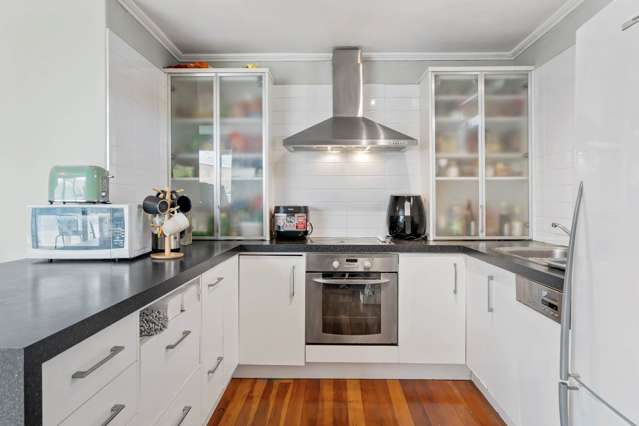 8/5 Sarawia Street Newmarket_4