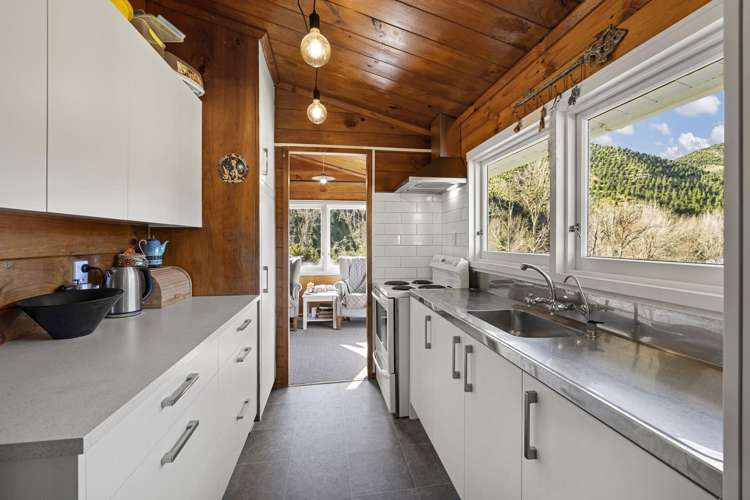 634 Otorohaea Trig Road Pukemiro_8