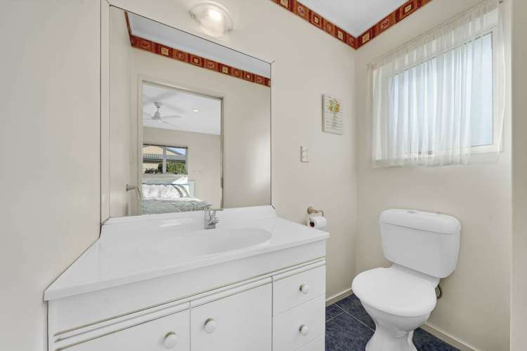 11 Riplington Road Huntington Park_8