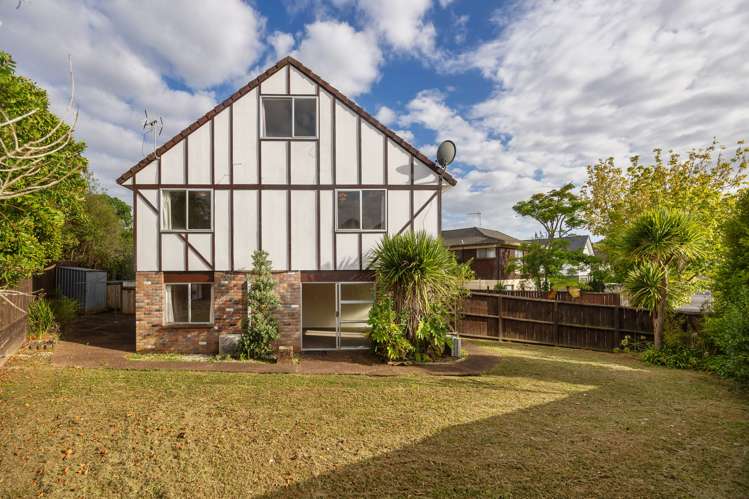 1/13 Mongorry Place Mount Roskill_2