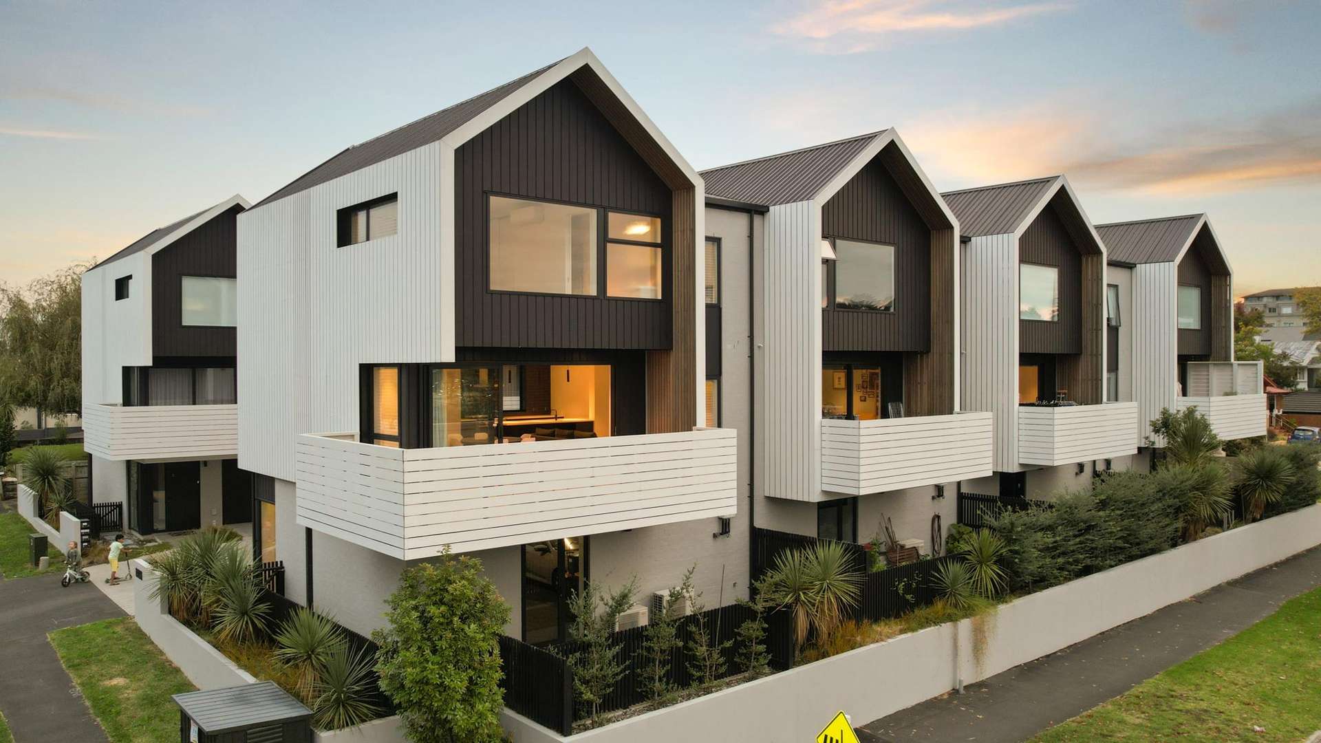 1/2 Manning Street Hamilton Central_0