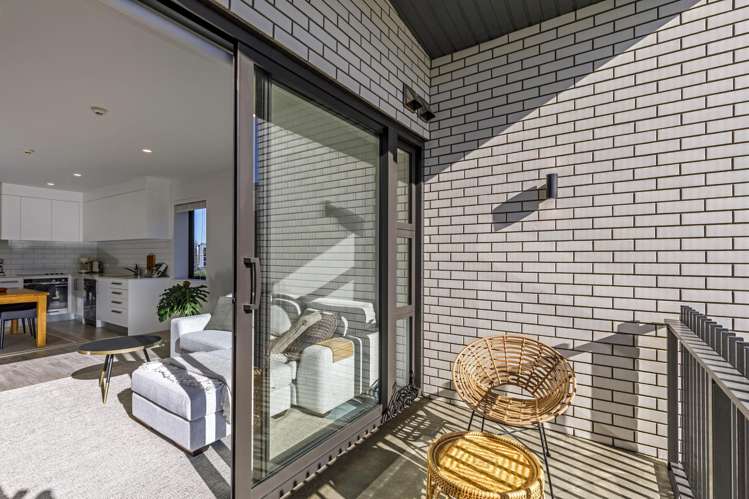 207/165 Lake Road Northcote_5