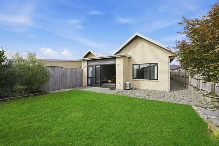 Unit 1/11 Mana Drive Baverstock_14