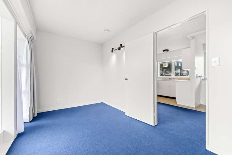2/25 Britannia Street_5