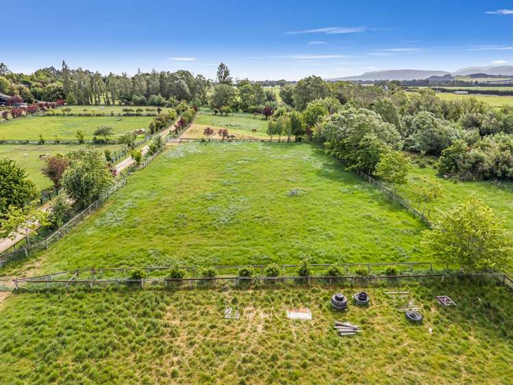 12 Swamp Road Cust_13