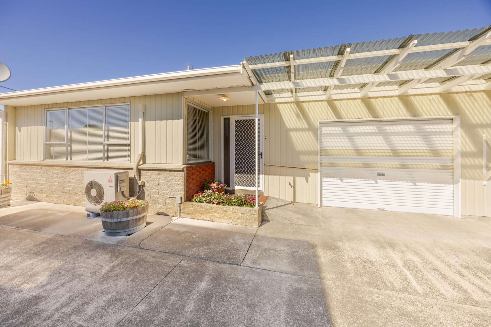 2/17 Bowling Road Greenmeadows_0