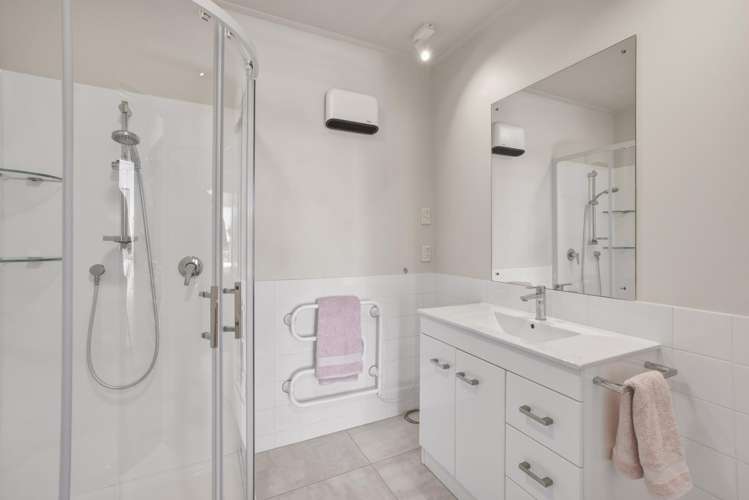 7/27 Shelbourne Street Nelson Central_9